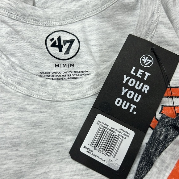 NWT - San Francisco Giants T-Shirt - Medium - Picture 4 of 5